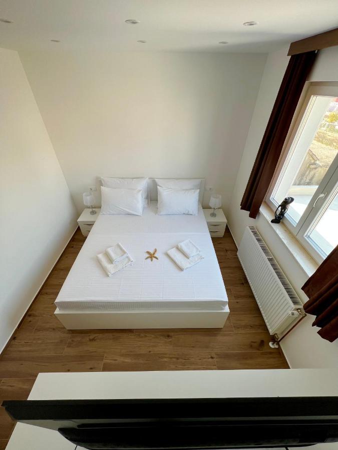 Vila Zrina - Apartmani Traù Esterno foto