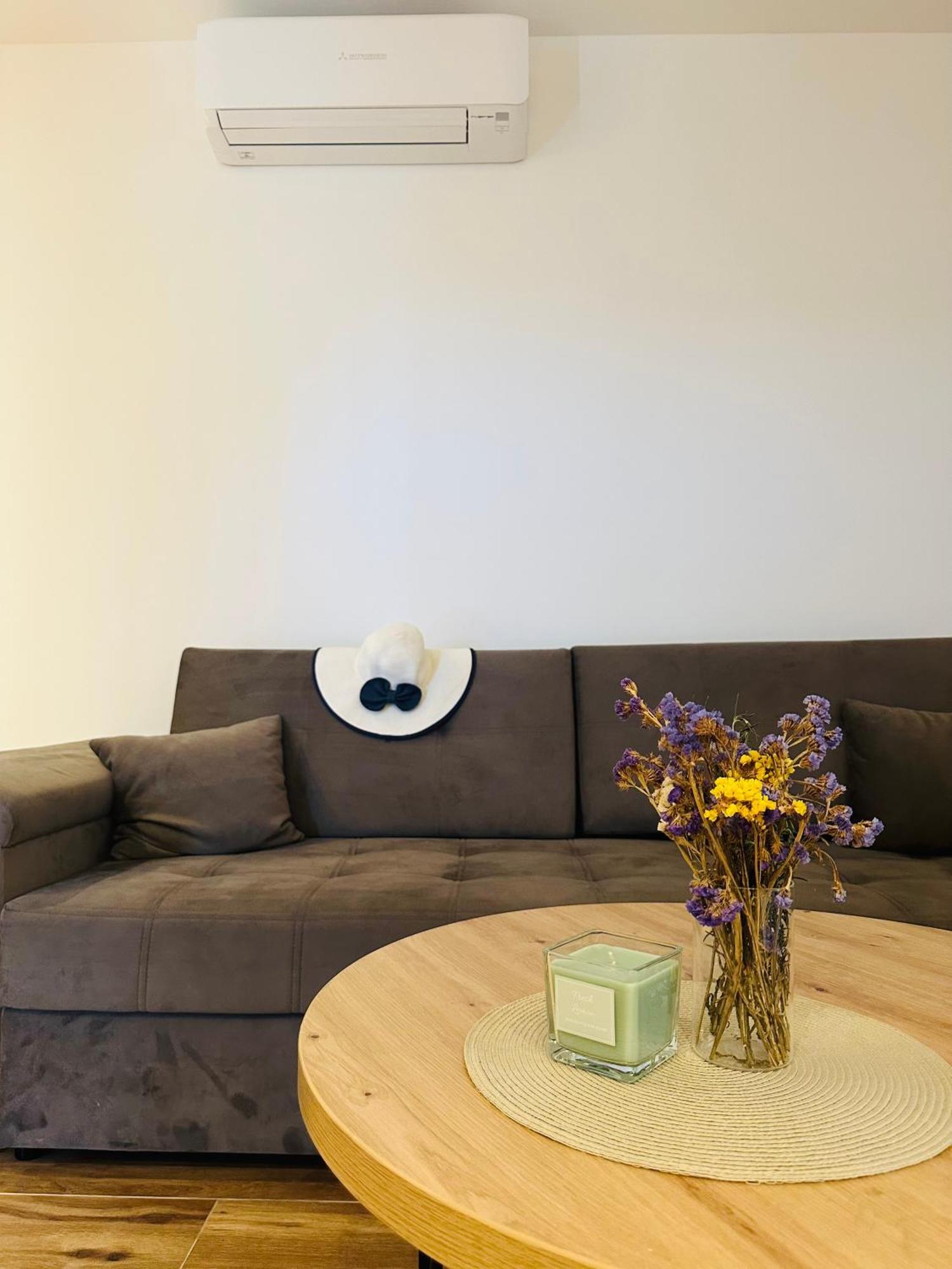 Vila Zrina - Apartmani Traù Esterno foto