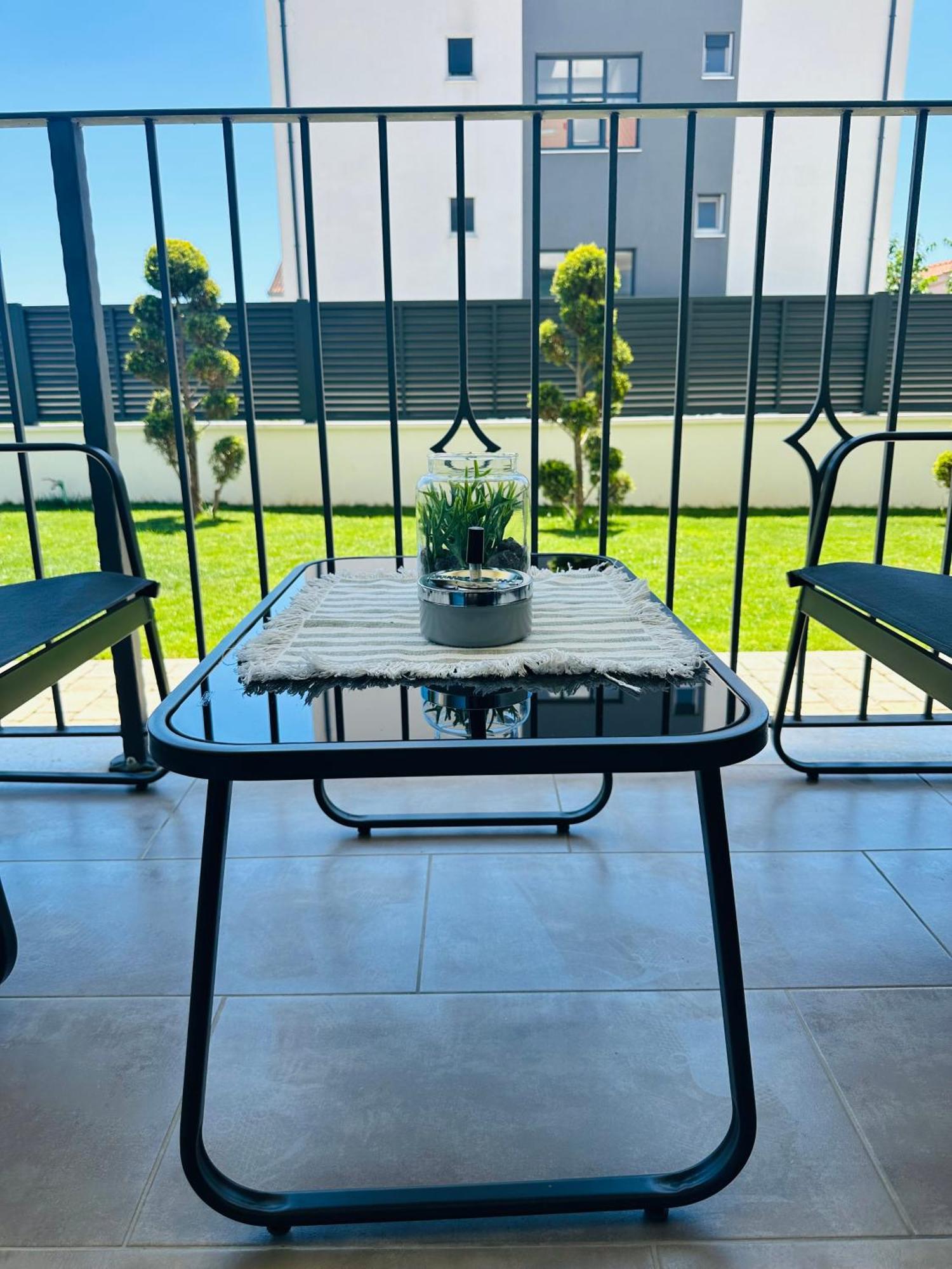 Vila Zrina - Apartmani Traù Esterno foto